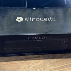 Silhouette Cameo 4 Black 12”