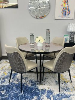 Dining set