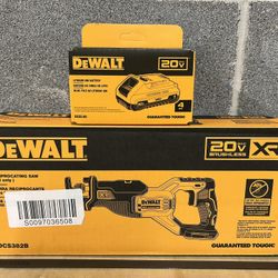 DEWALT 20-Volt MAX XR Cordless Brushless Reciprocating Saw & Battery - Model DSC382B