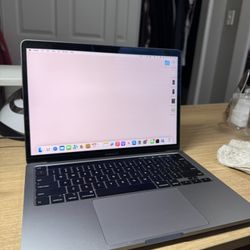 MacBook Pro 13 Inch 2020