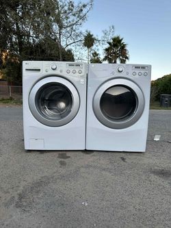 LG washer and dryer laundry