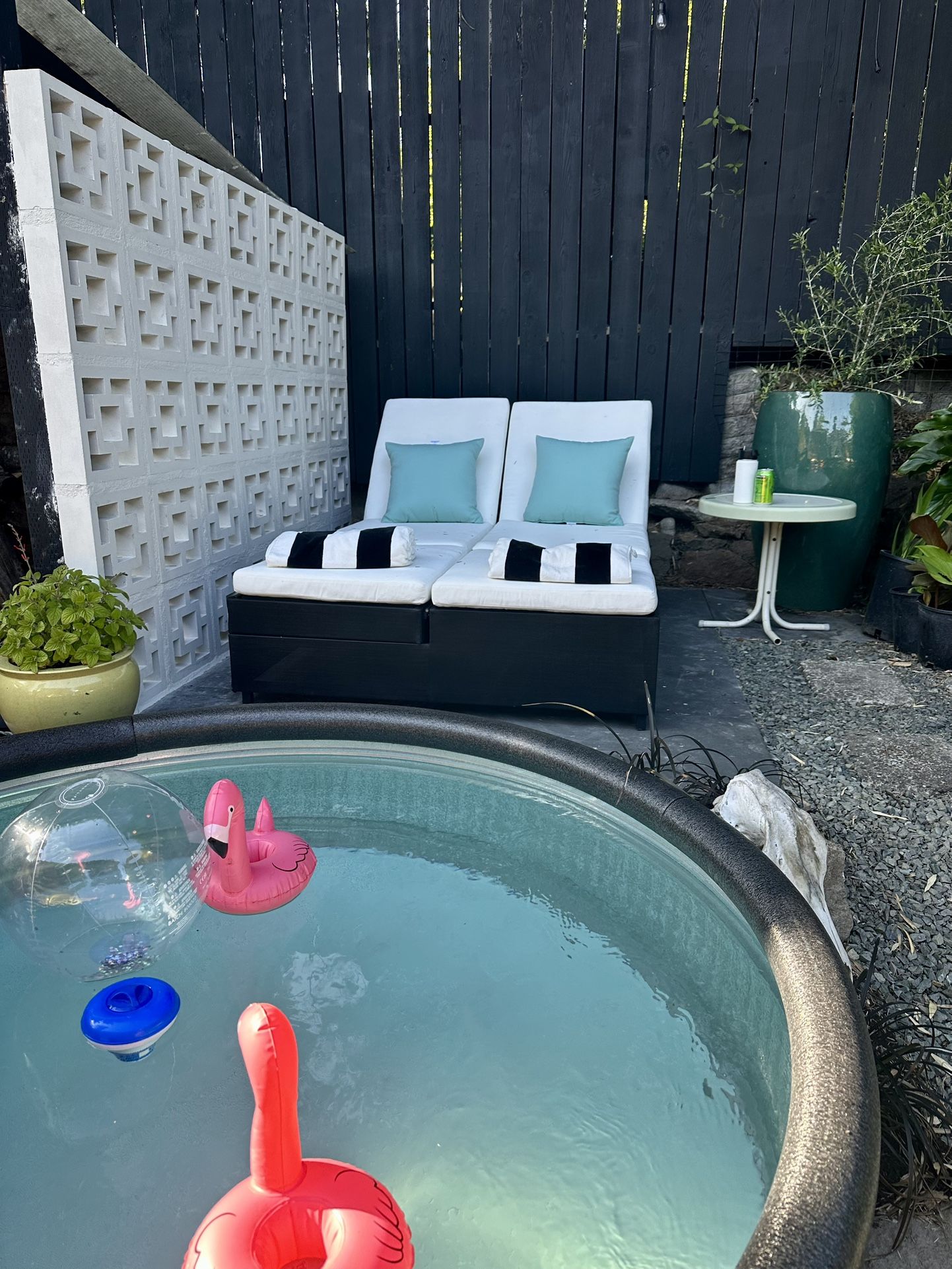 Double Outdoor Lounger