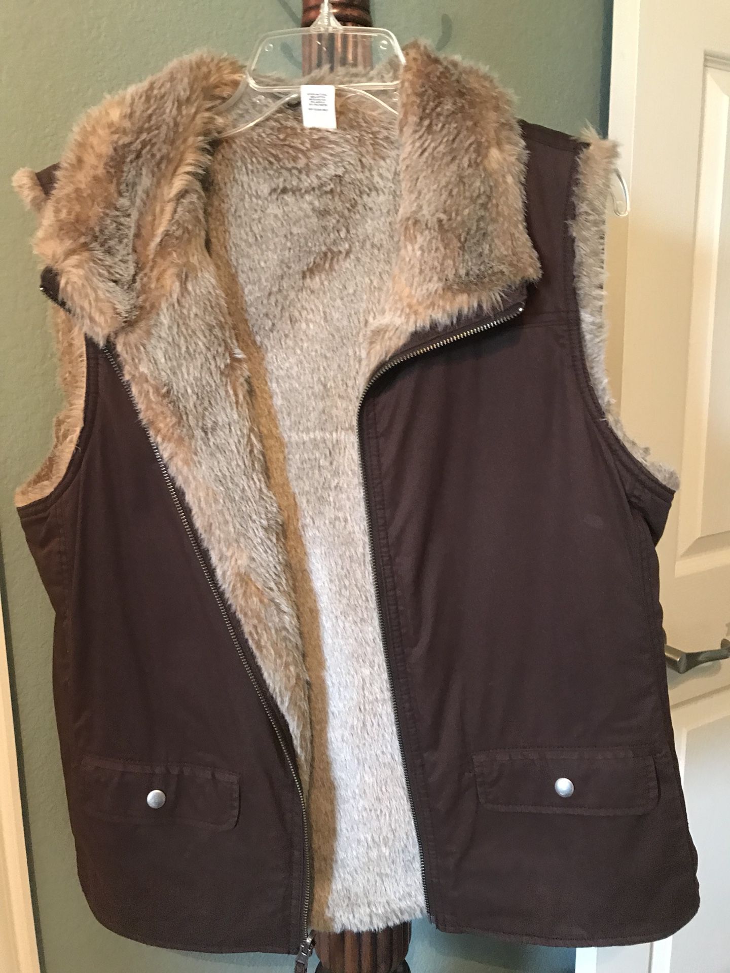 Ladies fur lined vest size Large