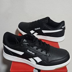 Reebok shoe kids