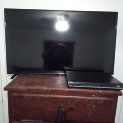 52inch SCEPTRE LIKE NEW+TOSHIBA DVD PLAYERTT