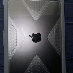 Macbook Pro M3 8g Ram 14inch 500GB