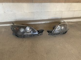 Mazda 3 hatchback blacked out headlights