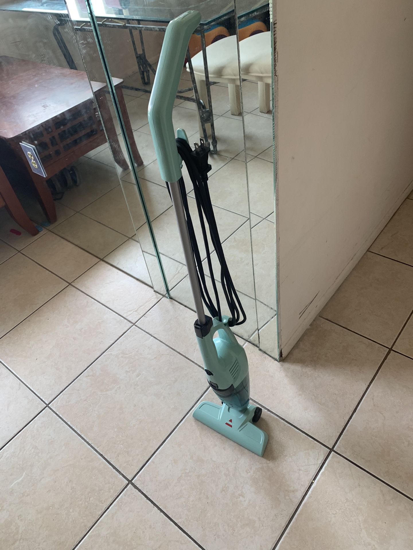 Bissell 3-in-1 Lightweight Corded Stick Vacuum, 2030j, Green