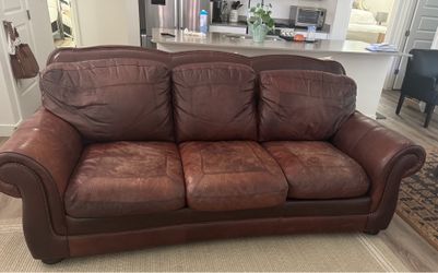 Haverty’s  Leather Sofa