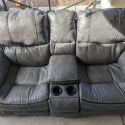 Free Recliner Loveseat 