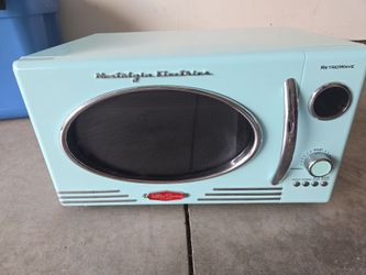 Nostalgia electronic microwave - teal/cyan