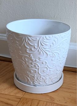 White Embossed Ceramic Planter