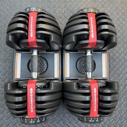 Bowflex Adjustable Dumbbells In Excellent Condition