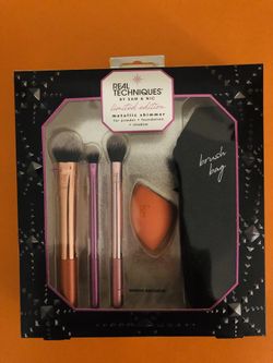 REAL TECHNIQUES SAM & NIC METALLIC SHIMMER MAKE UP COSMETIC BRUSH 5 PC SET 01930