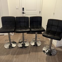 4 bar Stools