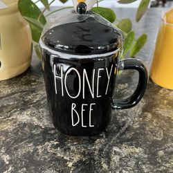 Rae Dunn Honey Bee UfS 19. 