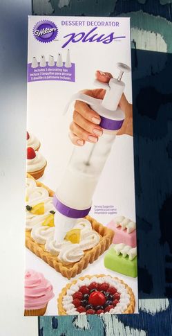 New in box Dessert Decorator Plus Cake Decorating Tool, Cake Icing Tool