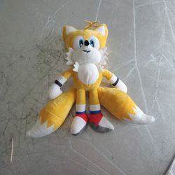 Sonic The Hedgehog yellow double Tails Plush Doll Stuffed Animal Toy  SEGA Genesis video game 