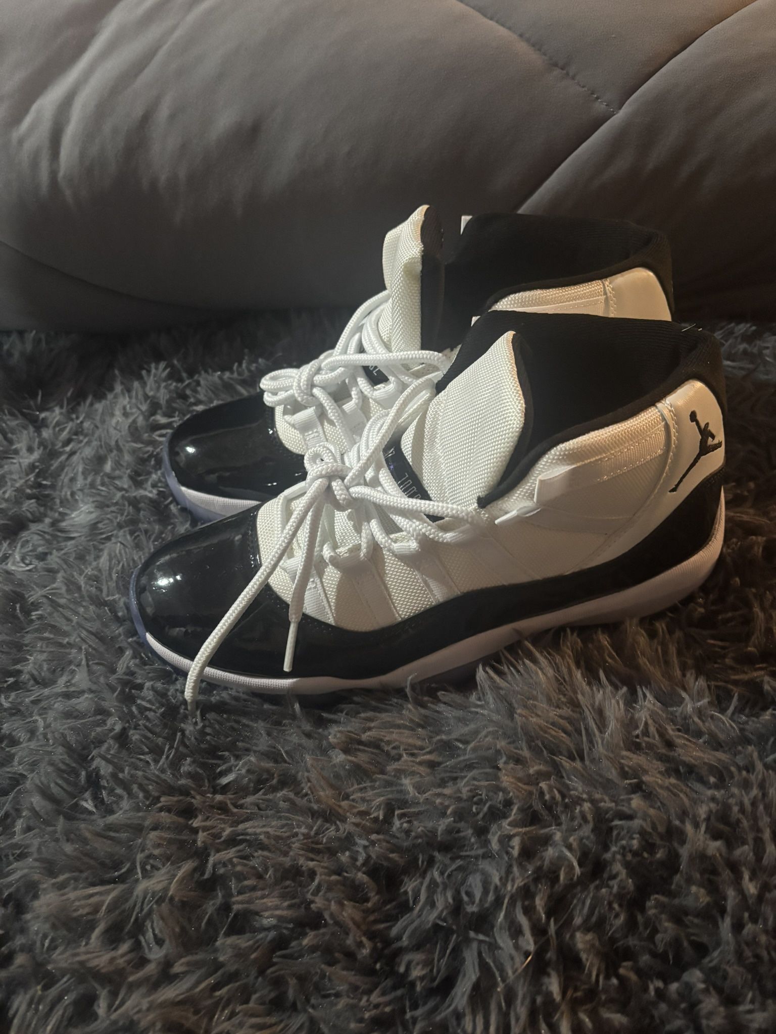 Jordan 11s