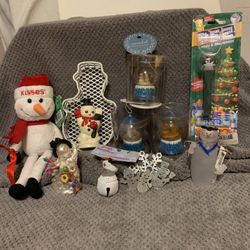 Snow Men Ornaments & Decorations 