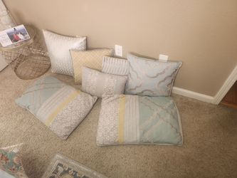 7pc decorative pillow set