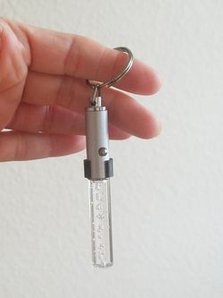 Light-up keychain