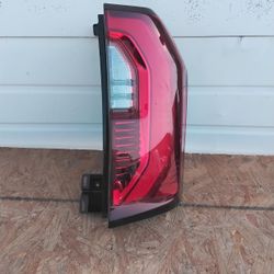 2025-2026 Gmc Yukon Rear Led Taillight 