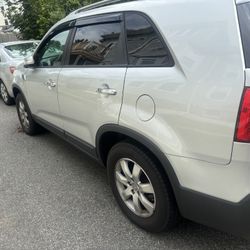2011 Kia sorento Lx