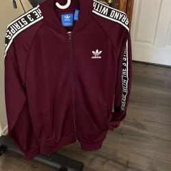 adidas Jacket MEDIUM the Three Stripes
