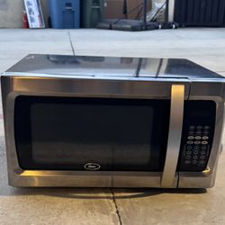 Oster Microwave 