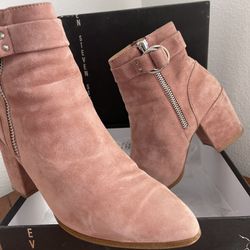 Steven Pink Suede Boots.