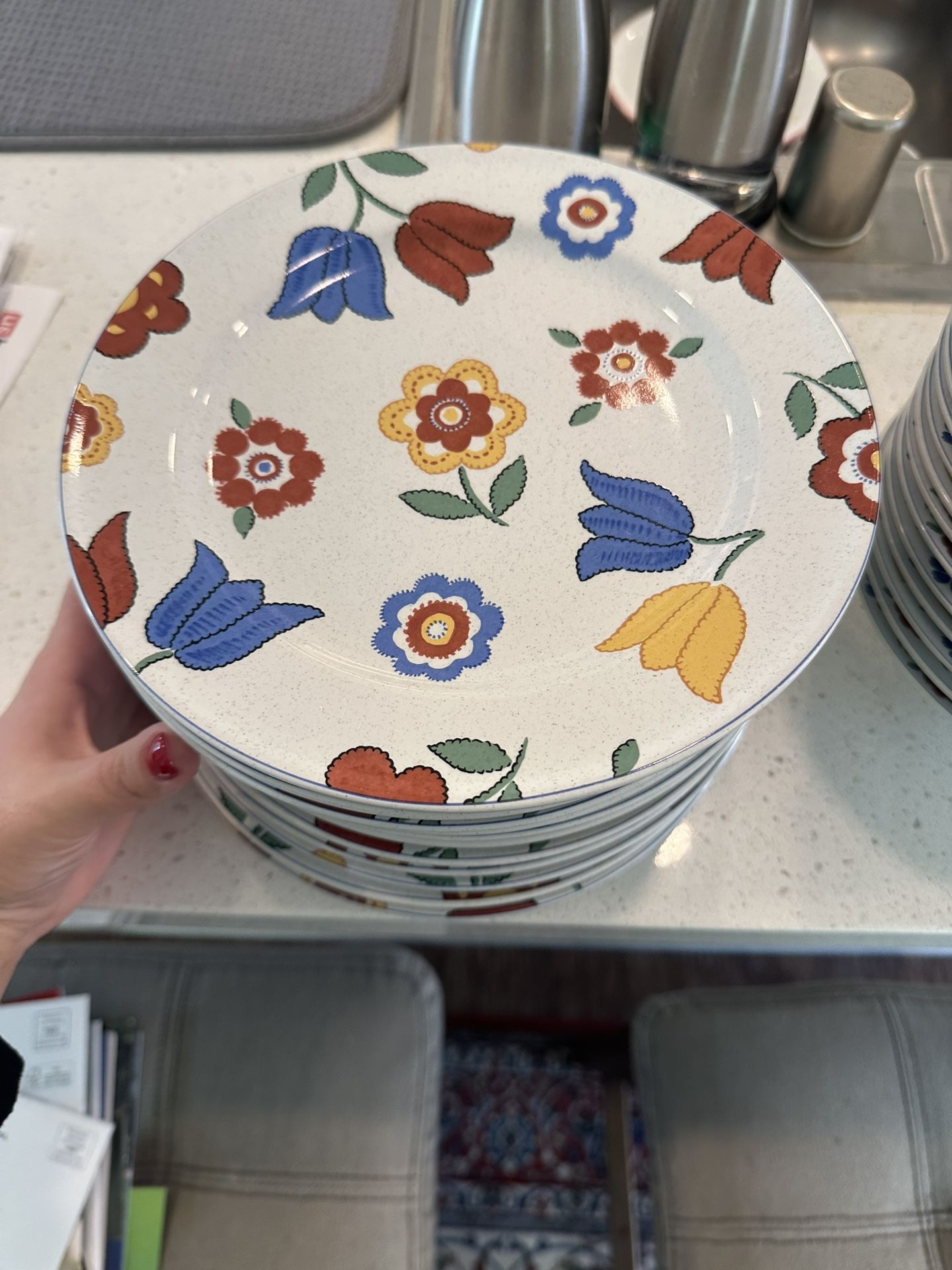 Plate Set For Sale 12 Piece Each, Big Plate, Appetizer Plate, And Bowls