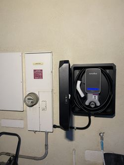 Tesla Wall Connect Car Charger EV Charger Juice Box Nema 1450 Outlet 