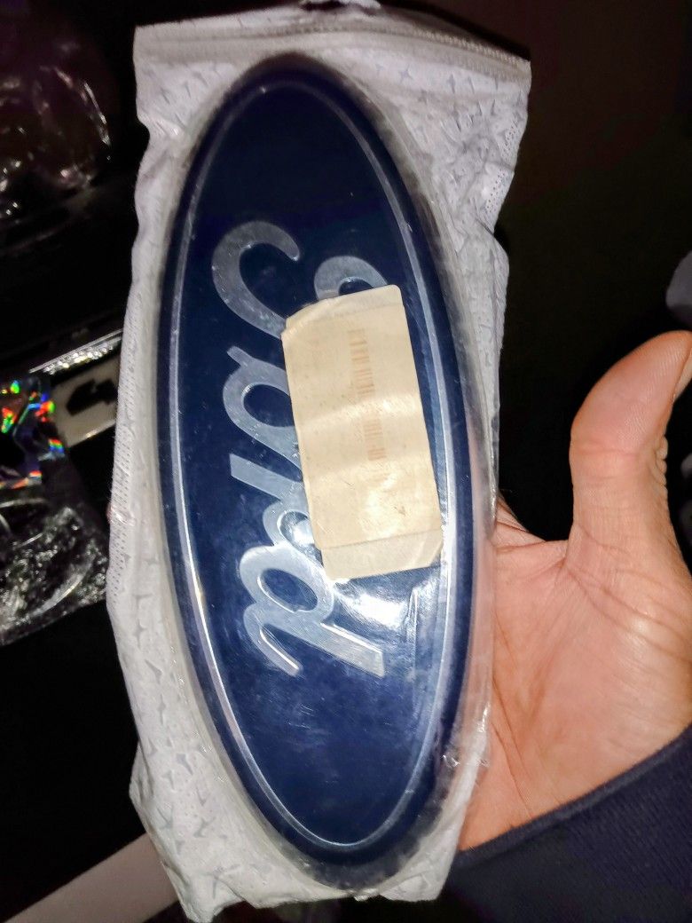 Ford Truck Grill Emblem New