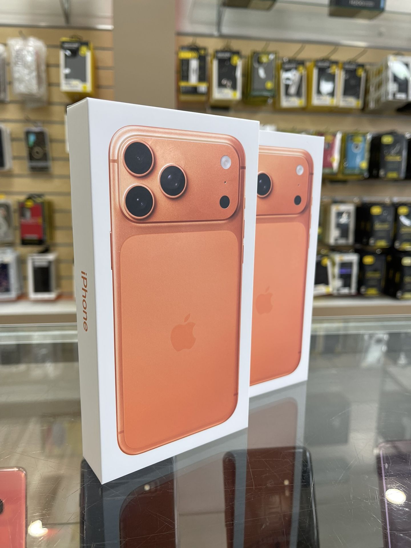 Brand New iPhone 17 Pro Max Orange 256GB Can Connect To Any Carrier Finance It Today! No Credit Needed! Best Financing Deals! $40 Down!