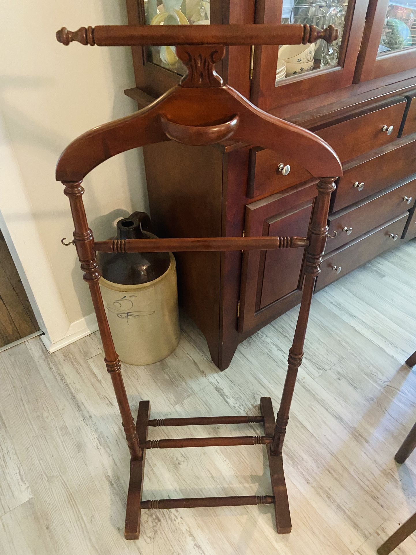 Vintage Wood Butler Valet Stand Dressing Rack Clothes Hanger Mid-Century.