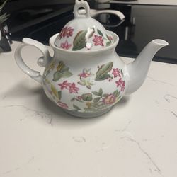Tea Kettle 