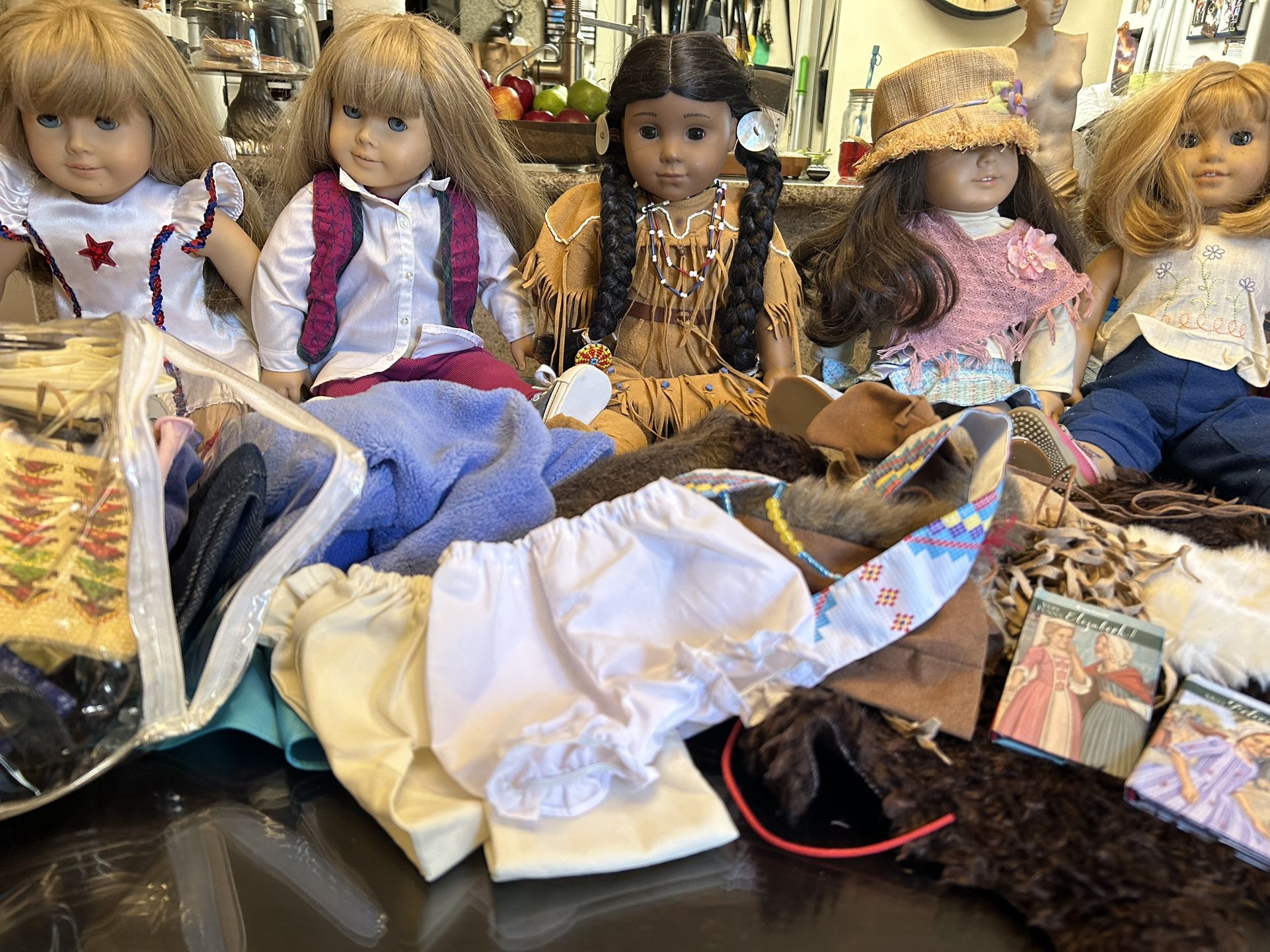 American Girl Dolls, Clothes, Trunk, Accessories