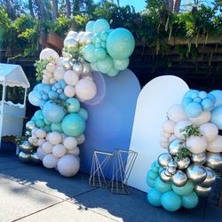 Balloon Arrangements 
