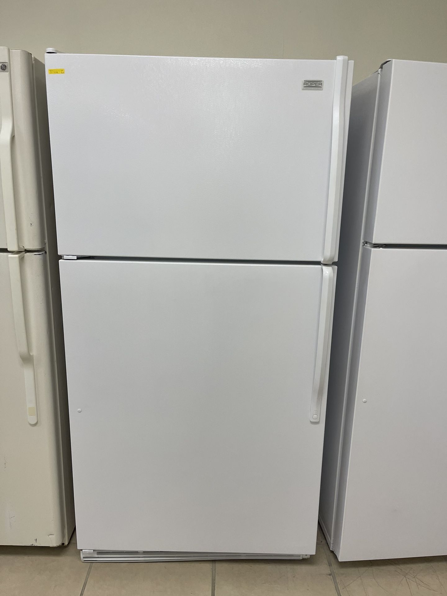ROPER TOP BOTTOM FRIDGE WHITE