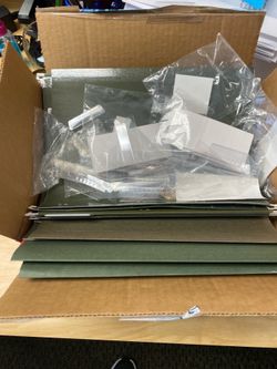 Hanging file folders