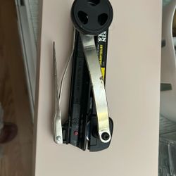 Klein Tools 53725 BX and Armored Cable Cutter