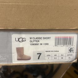 UGG 