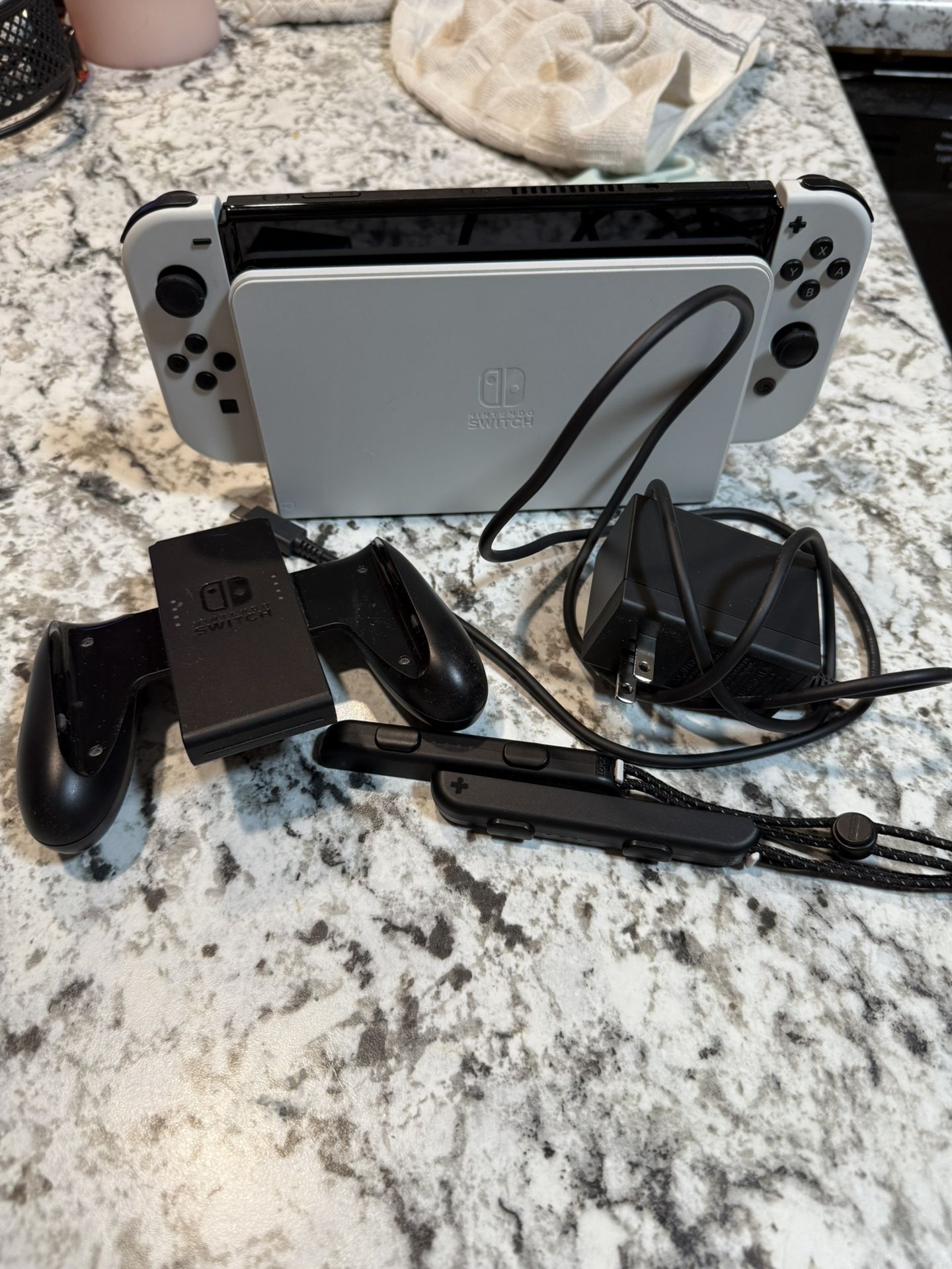 Nintendo Switch OLED + 128GB MicroSD Card