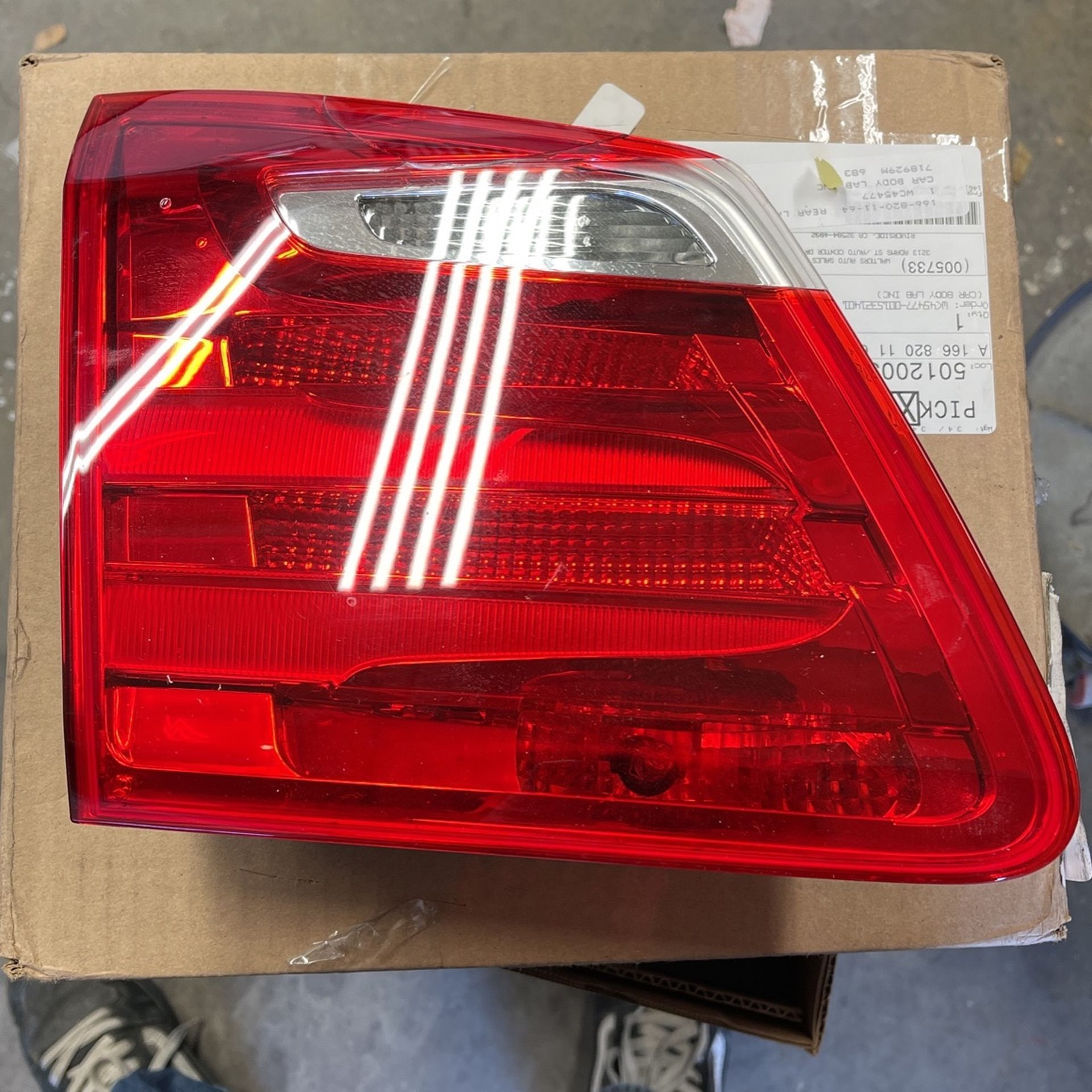 Mercedes Gl63 Tailgate Light