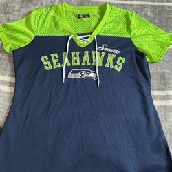 Seattle Seahawks Woman’s Size Large Top