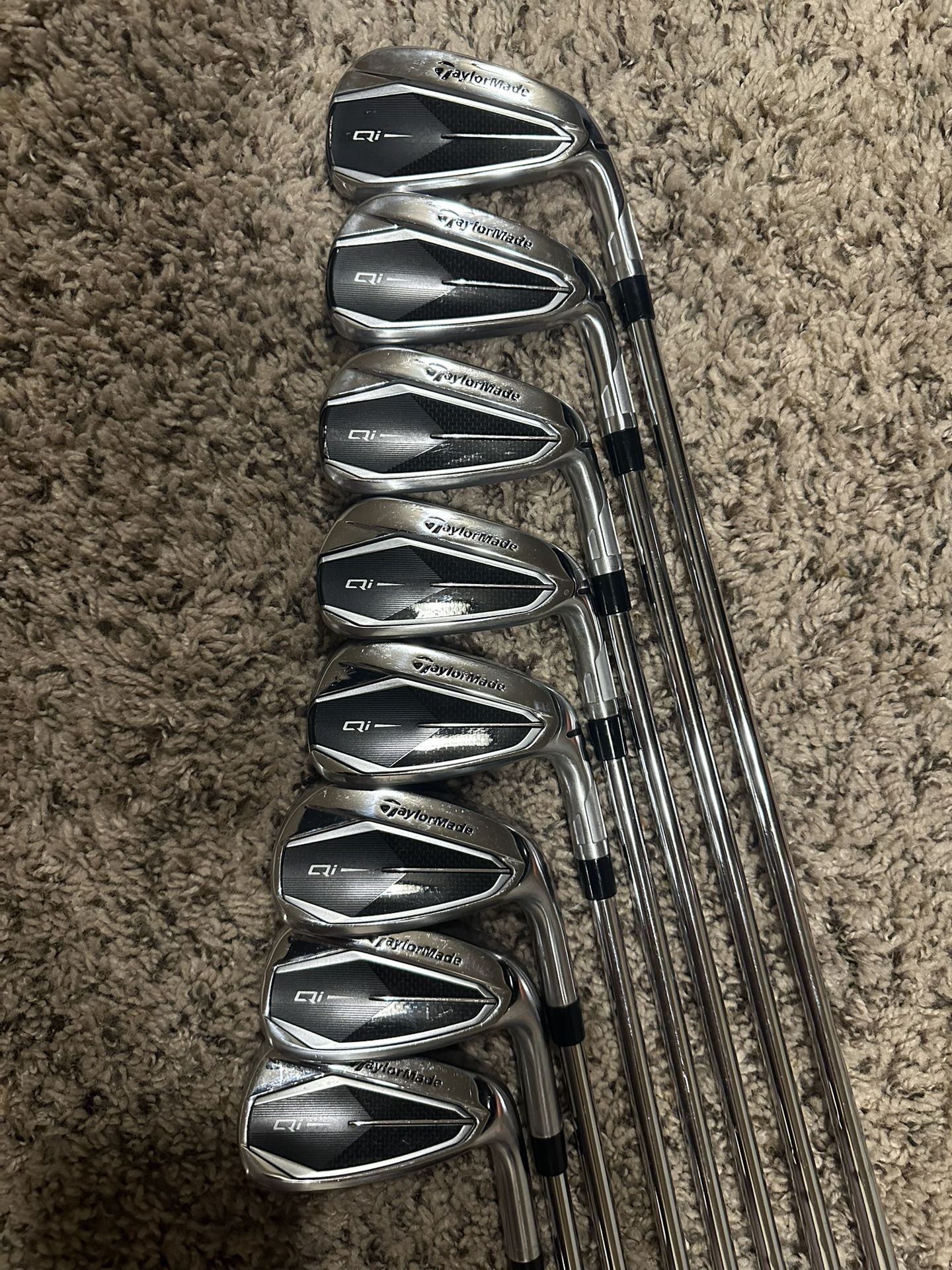 Taylormade Qi Irons