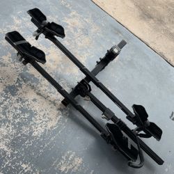 ***THULE*** 2 Bike Carrier With Tailgate Tilt 