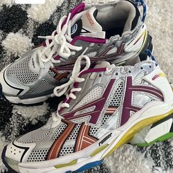 Balenciaga runners