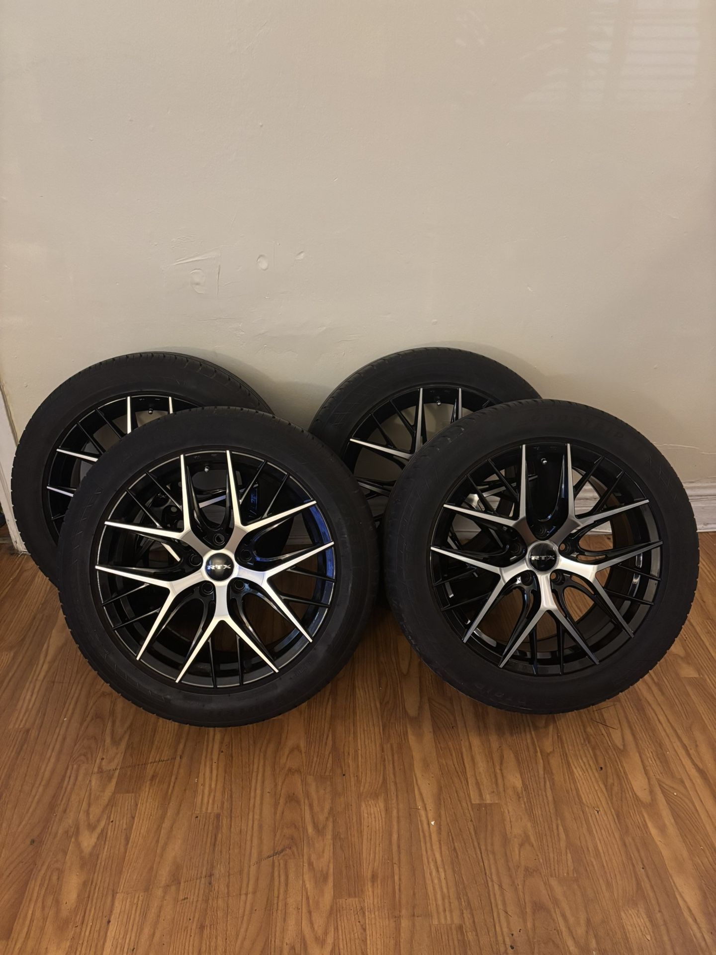 Rims & Tires
